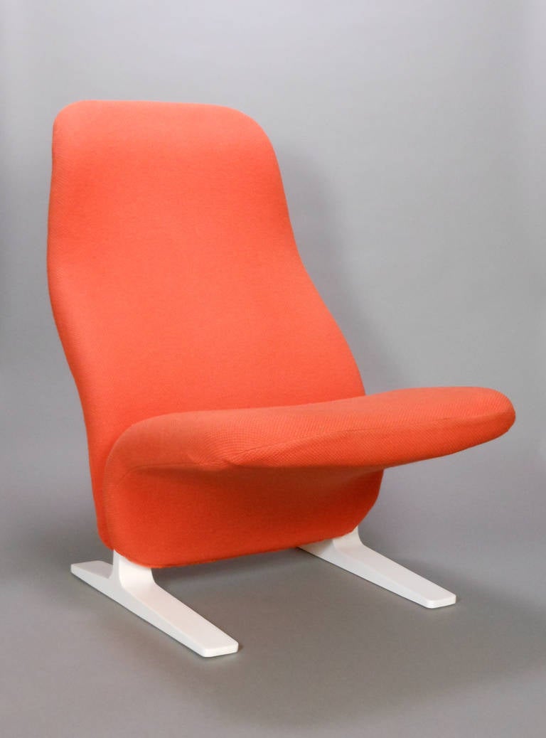 French Concorde Chair by Pierre Paulin In Good Condition For Sale In New York, NY