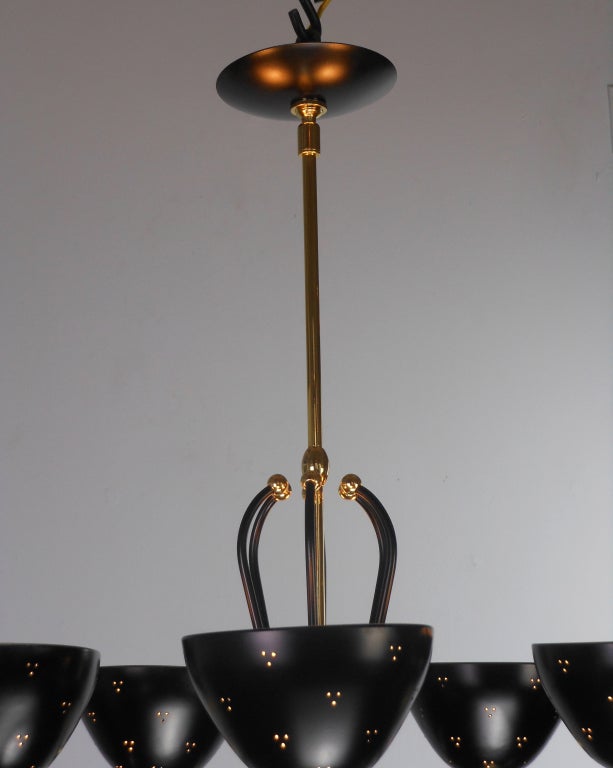 An American Mid-Century Modern Brass and Black Chandelier by Lightolier For Sale 3