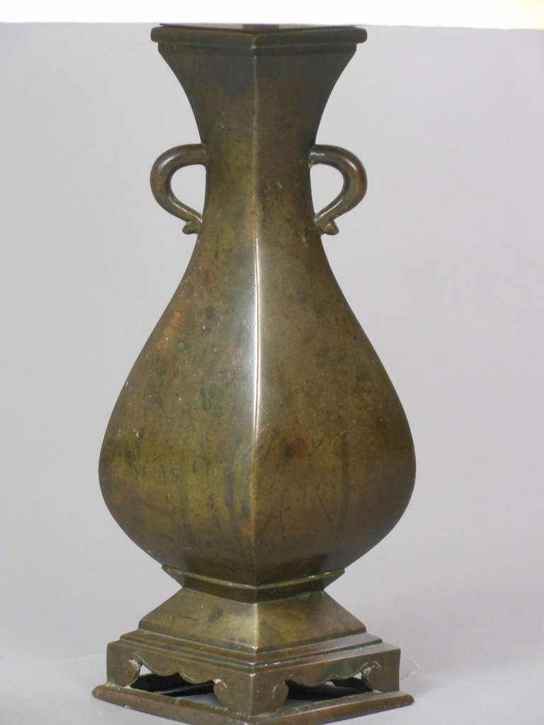 Chinese Pair of Bronze Vases, Now Lamps For Sale 1