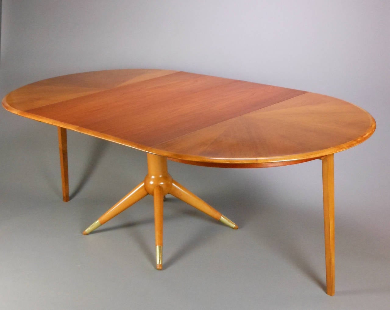 Swedish Mid-Century Dining Table with Three Leaves For Sale 1