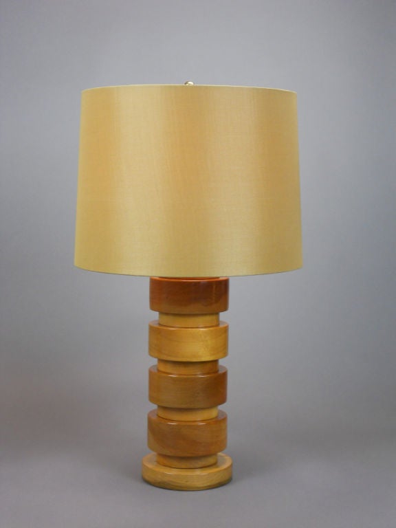 A Pair of American Maple Lamps In Good Condition In New York, NY