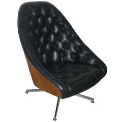 Mid Century Modern Milo Baughman for Thayer-Coggin Tufted Swivel Chair