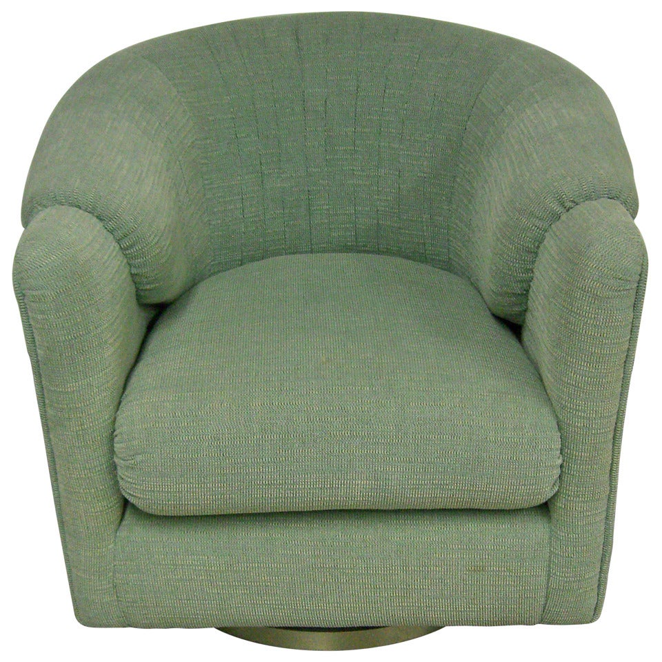 Cool & Comfortable, 70's Era Swivel Club Chair