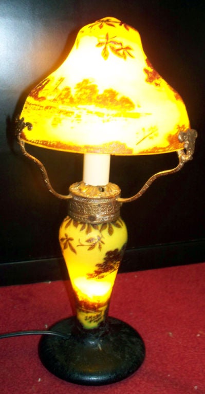 20th Century French Art Nouveau Cameo Glass Table Lamp Signed J. Michel Paris