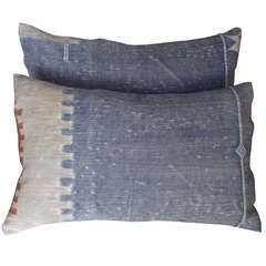 Pair of silk pillows