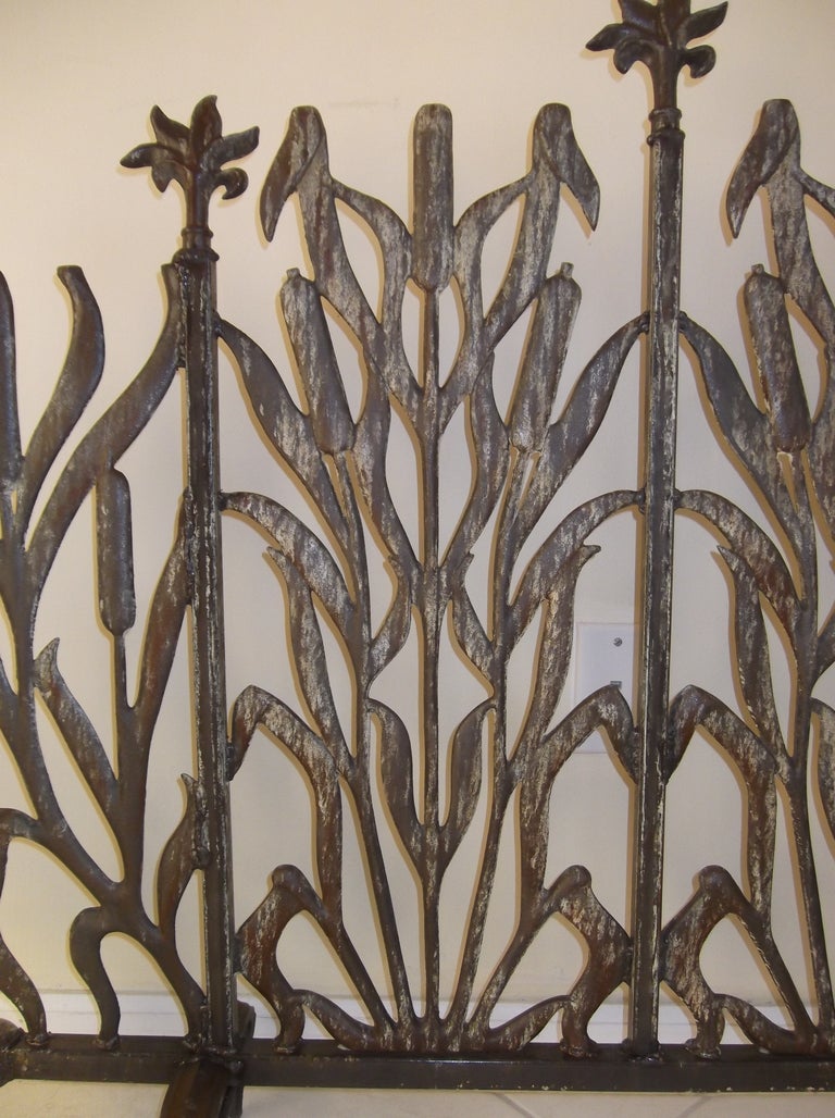Artistic cast iron fireplace screen 1