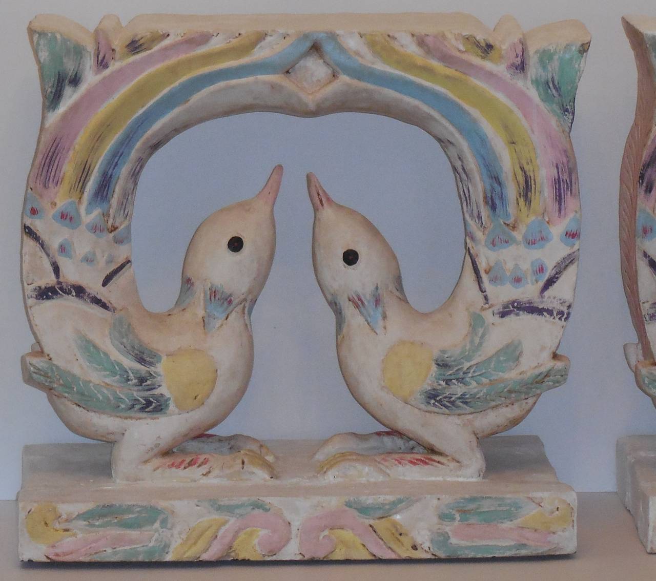 Mid-20th Century Pair of Wood Carved Dove Sculptures
