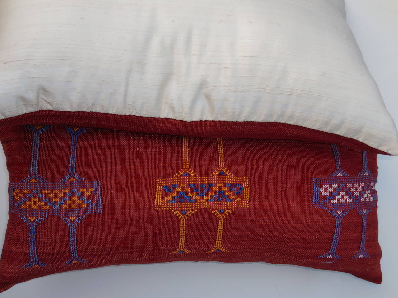 Pair of Silk Embroidery Pillows 3