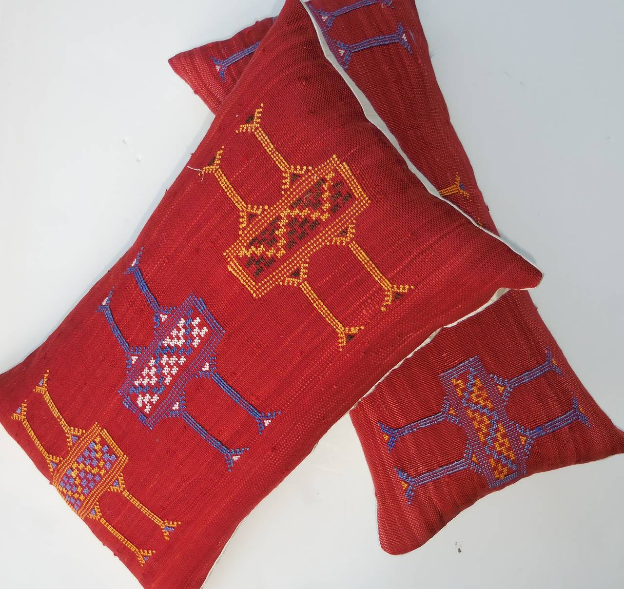 Pair of Silk Embroidery Pillows 4