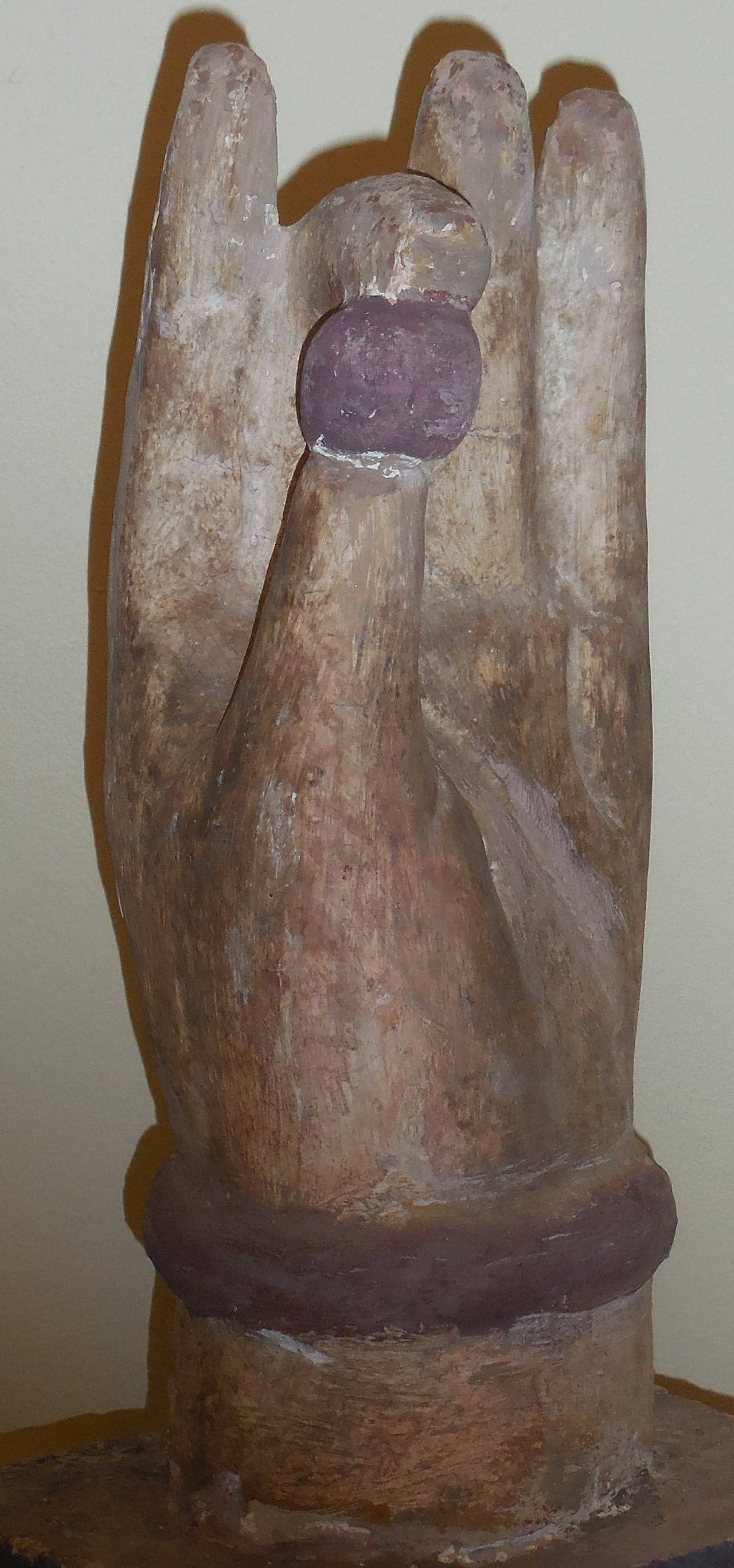 1970 Hand-Carved Wood Hand Sculpture In Good Condition In Delray Beach, FL