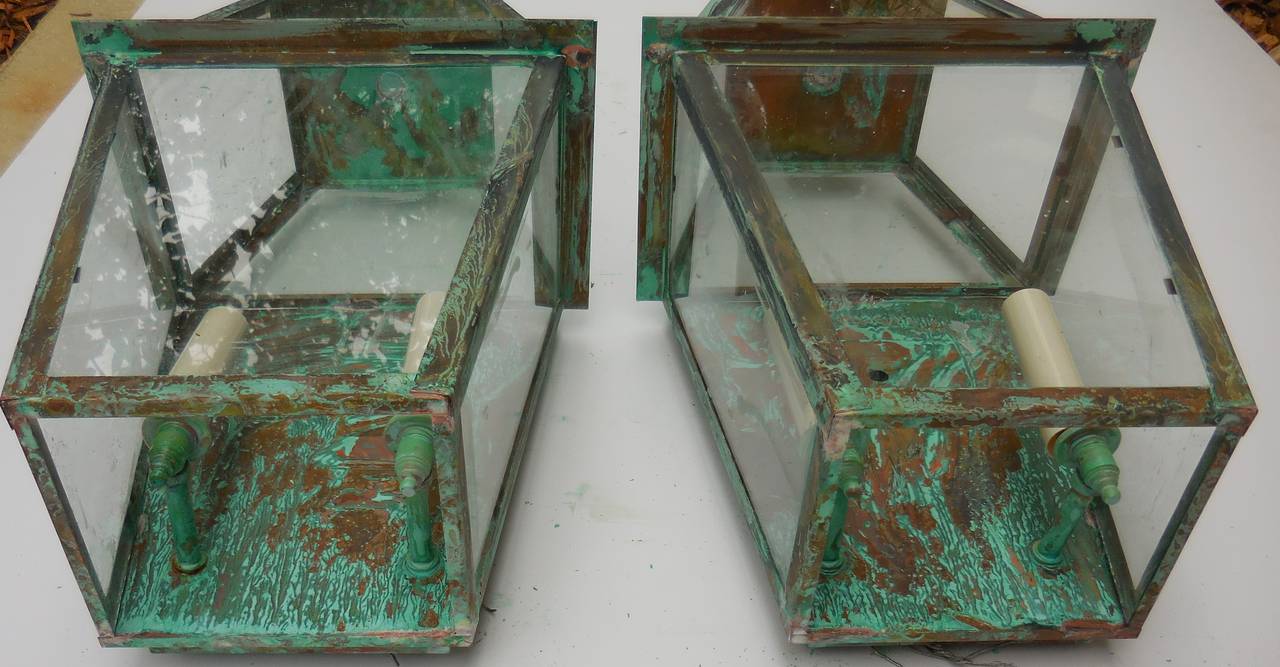 Pair of Wall Hanging Copper Lanterns In Excellent Condition In Delray Beach, FL