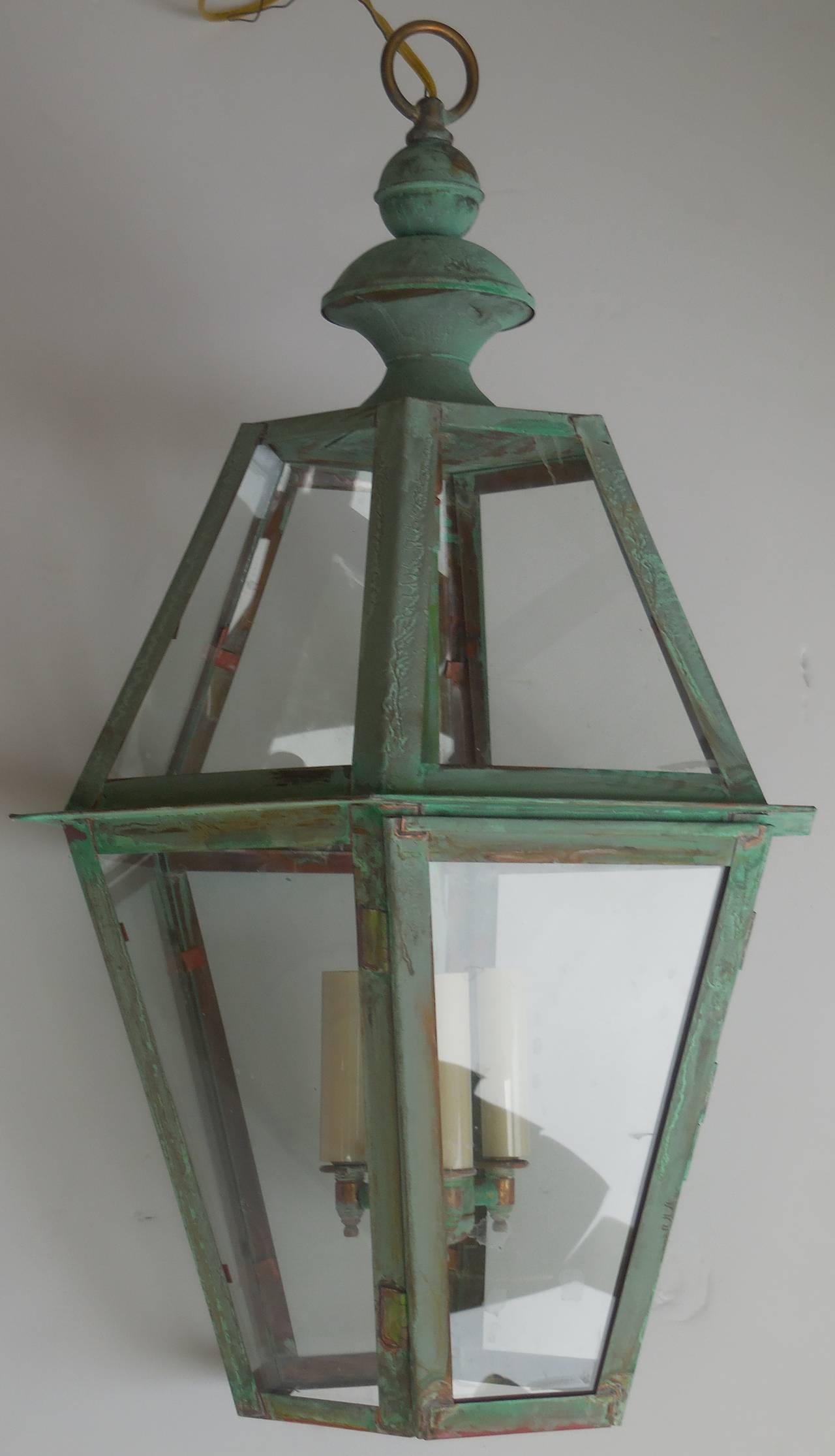 Six sides hanging copper lantern In Excellent Condition In Delray Beach, FL