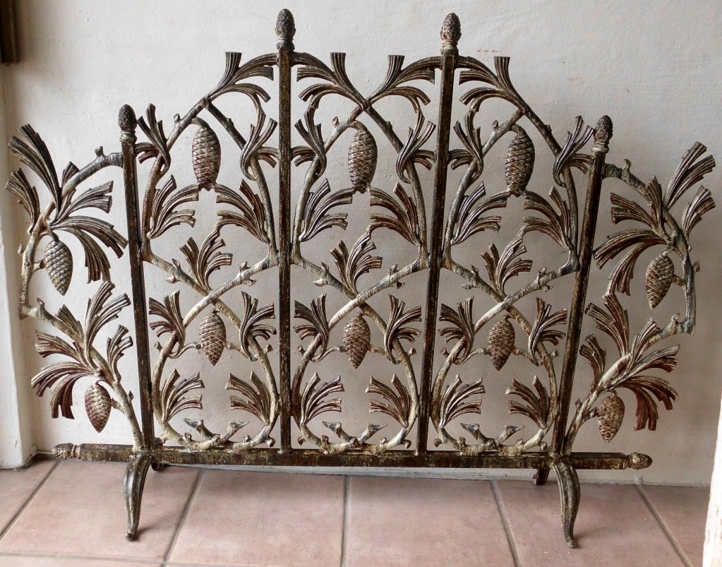Iron fireplace screen
