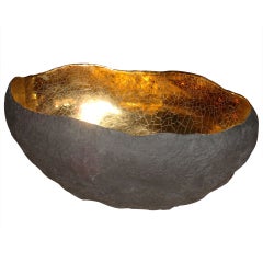 Oval vessel with Gold by Cristina Salusti