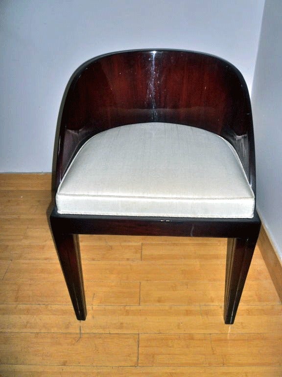1930 French Vanity Chair In Excellent Condition In New York, NY