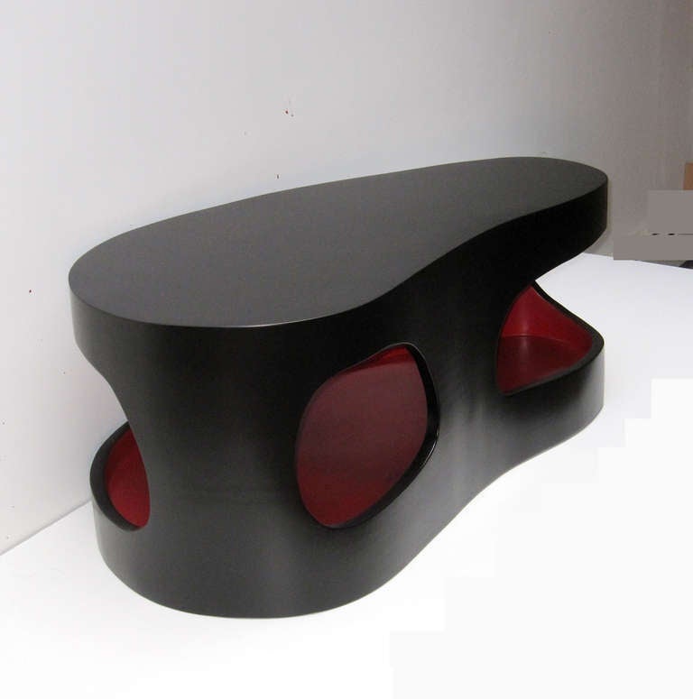 Black and Red Cloud table by Jacques Jarrige ©2010 In Excellent Condition For Sale In New York, NY