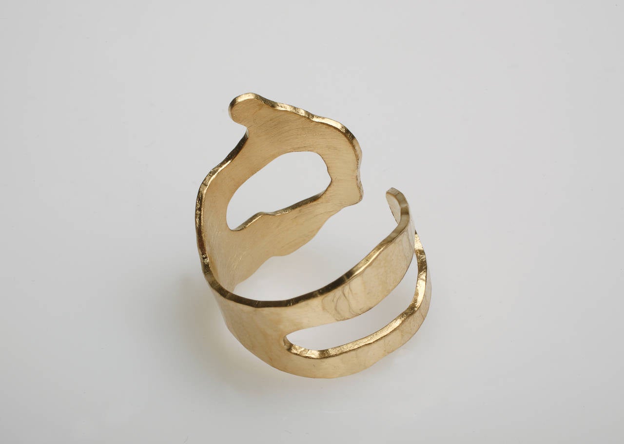 Gold Sculpture Ring by Jacques Jarrige ©2014 In Excellent Condition For Sale In New York, NY