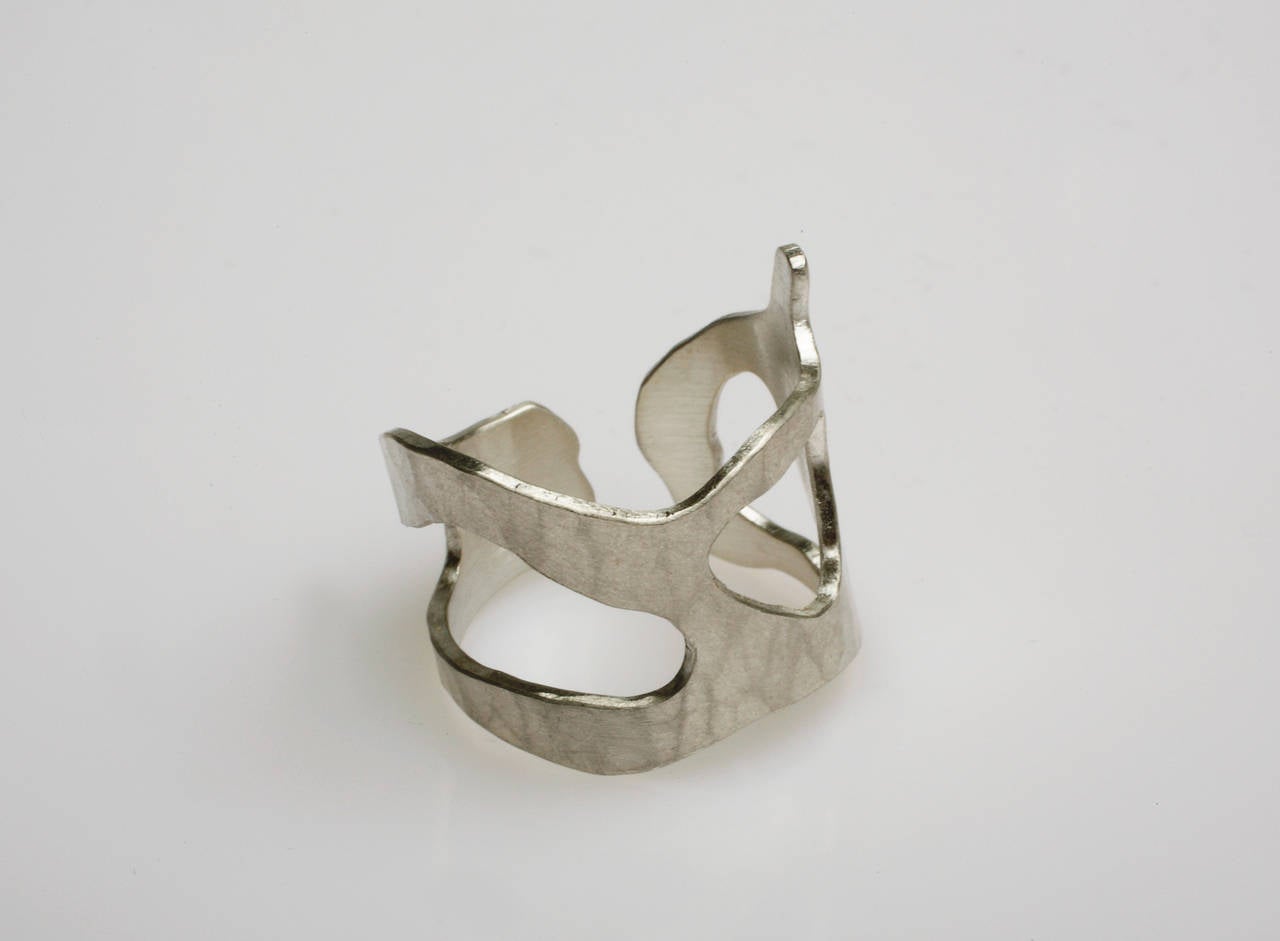 Silberner Skulpturenring aus Silber von Jacques Jarrige, 2014 im Angebot 1