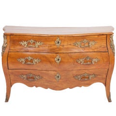 Fine and Rare German Rococo Bombé Chest of Drawers