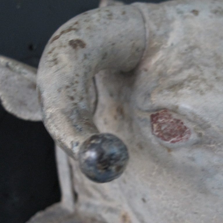 Iron Bull Perfume Dispenser 2