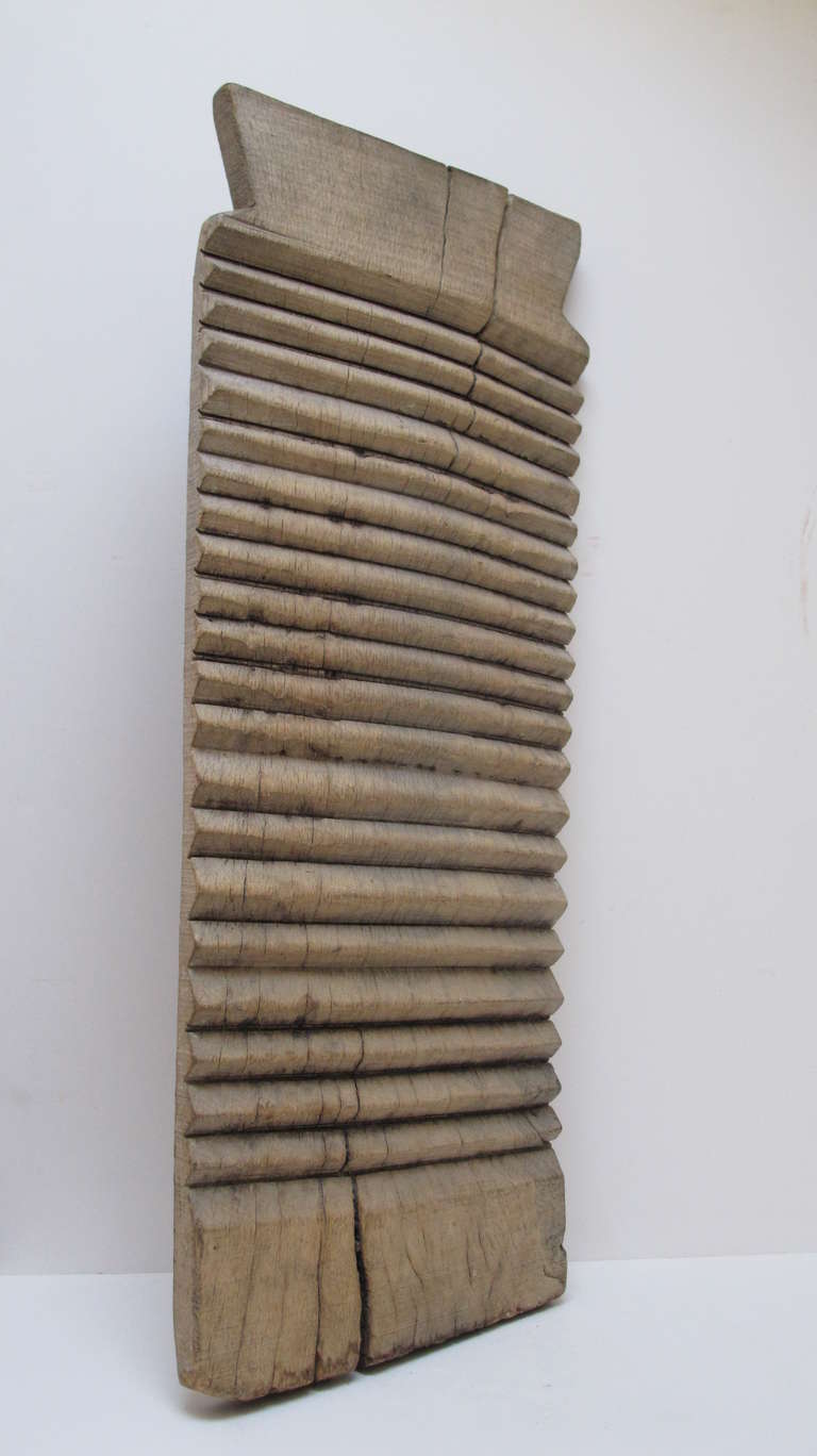 Folk Art Ribbed Wood Laundry Wash Board