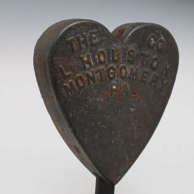 Cast Iron Heart Windmill Weight In Excellent Condition In New York, NY