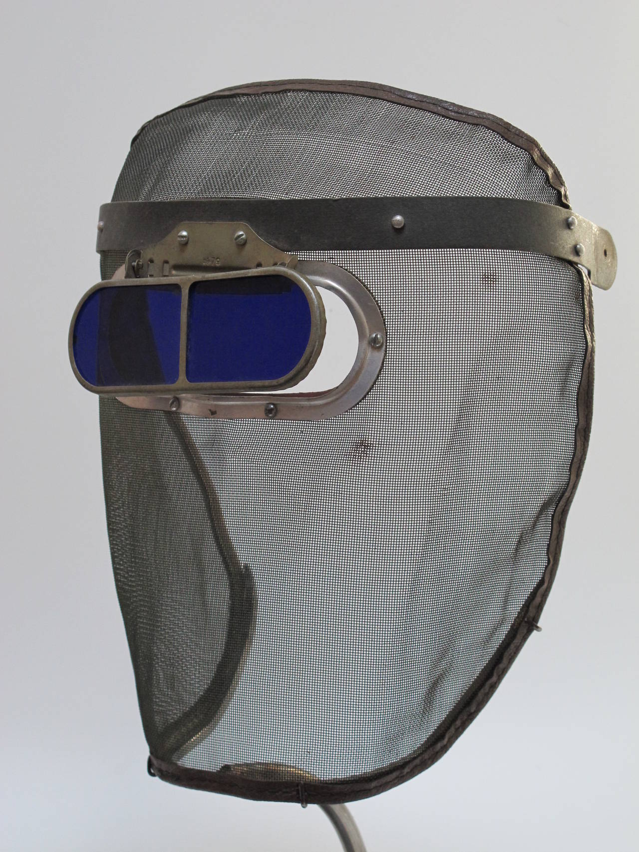 Wire Mesh Mask with Blue Glass Eyepiece In Good Condition In New York, NY