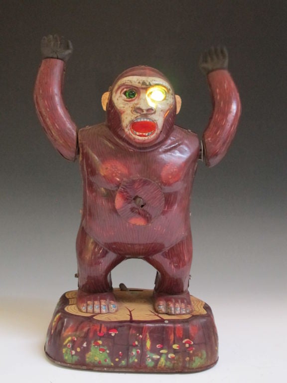 TIN GORILLA TOY 1