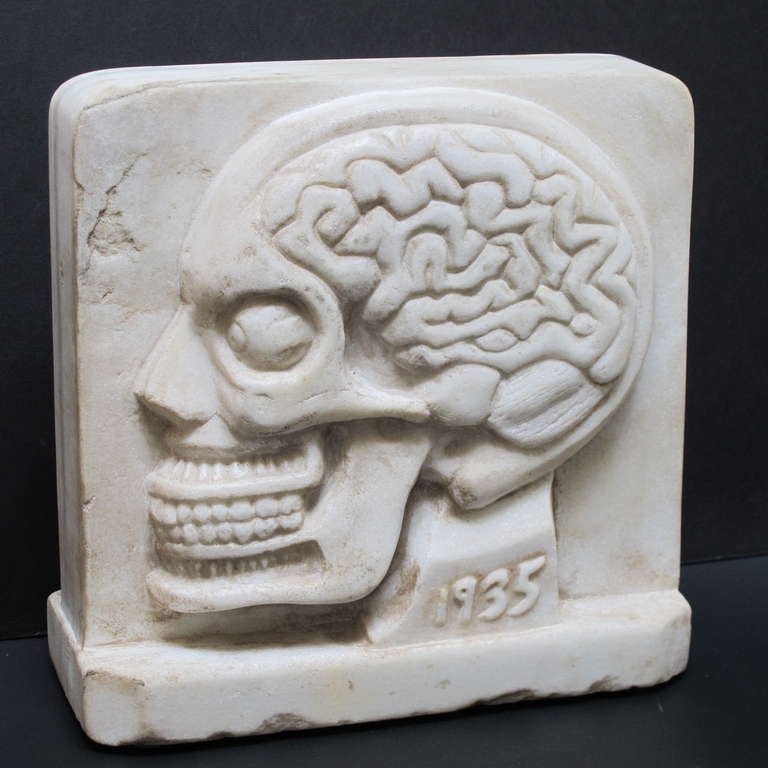 Marble Double Sided Skull Sculpture In Excellent Condition In New York, NY