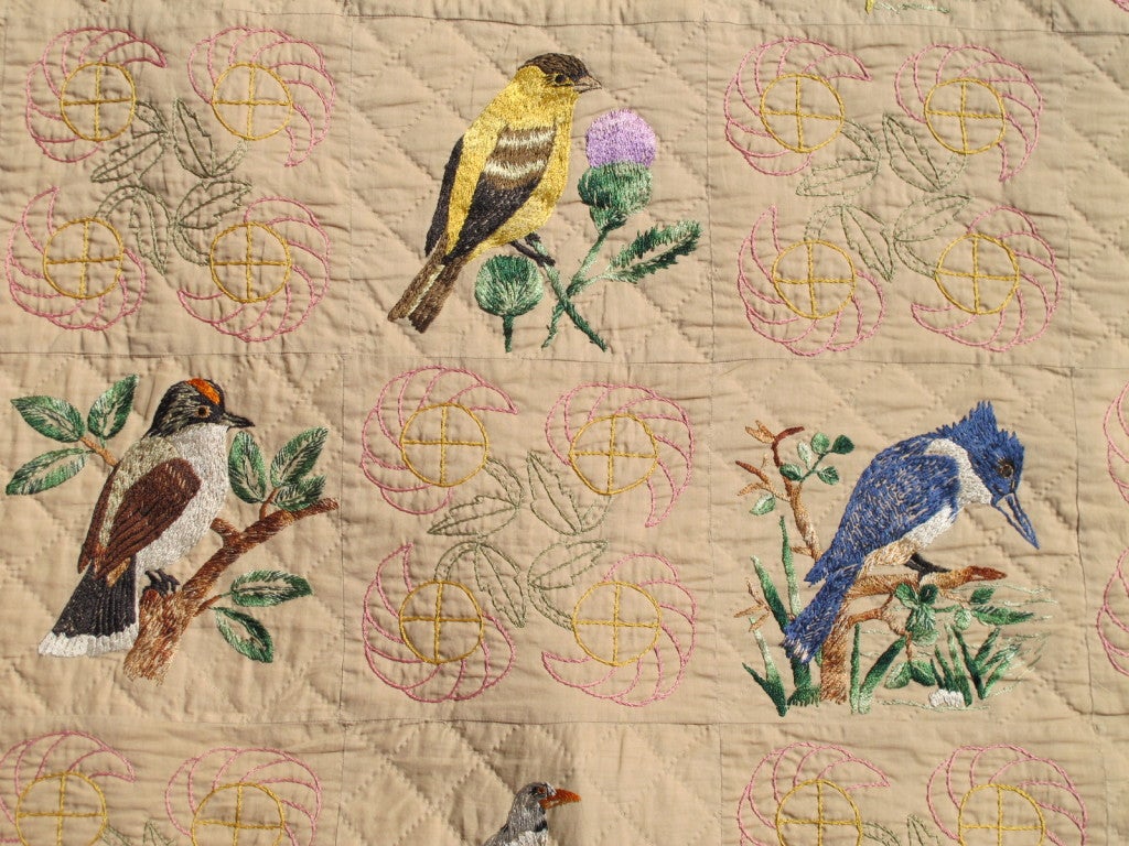 Birds Pictorial Quilt In Excellent Condition In New York, NY