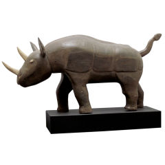 RHINOCERUS FOLK SCULPTURE