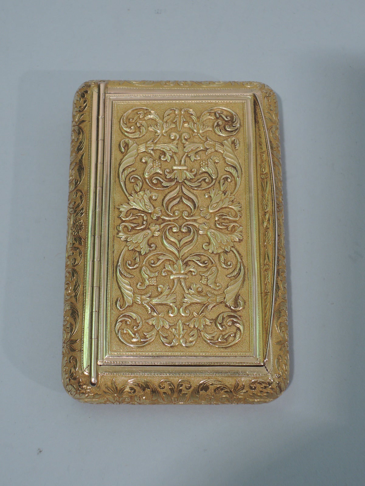 19th Century Antique European Gold Snuffbox with Superb Ornament