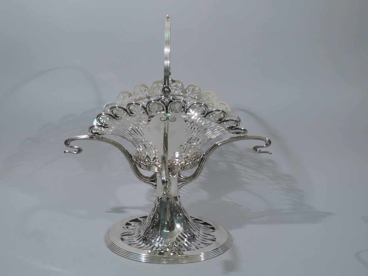 Beautiful Bailey, Banks and Biddle Epergne with Pierced Baskets, circa 1910 In Excellent Condition In New York, NY