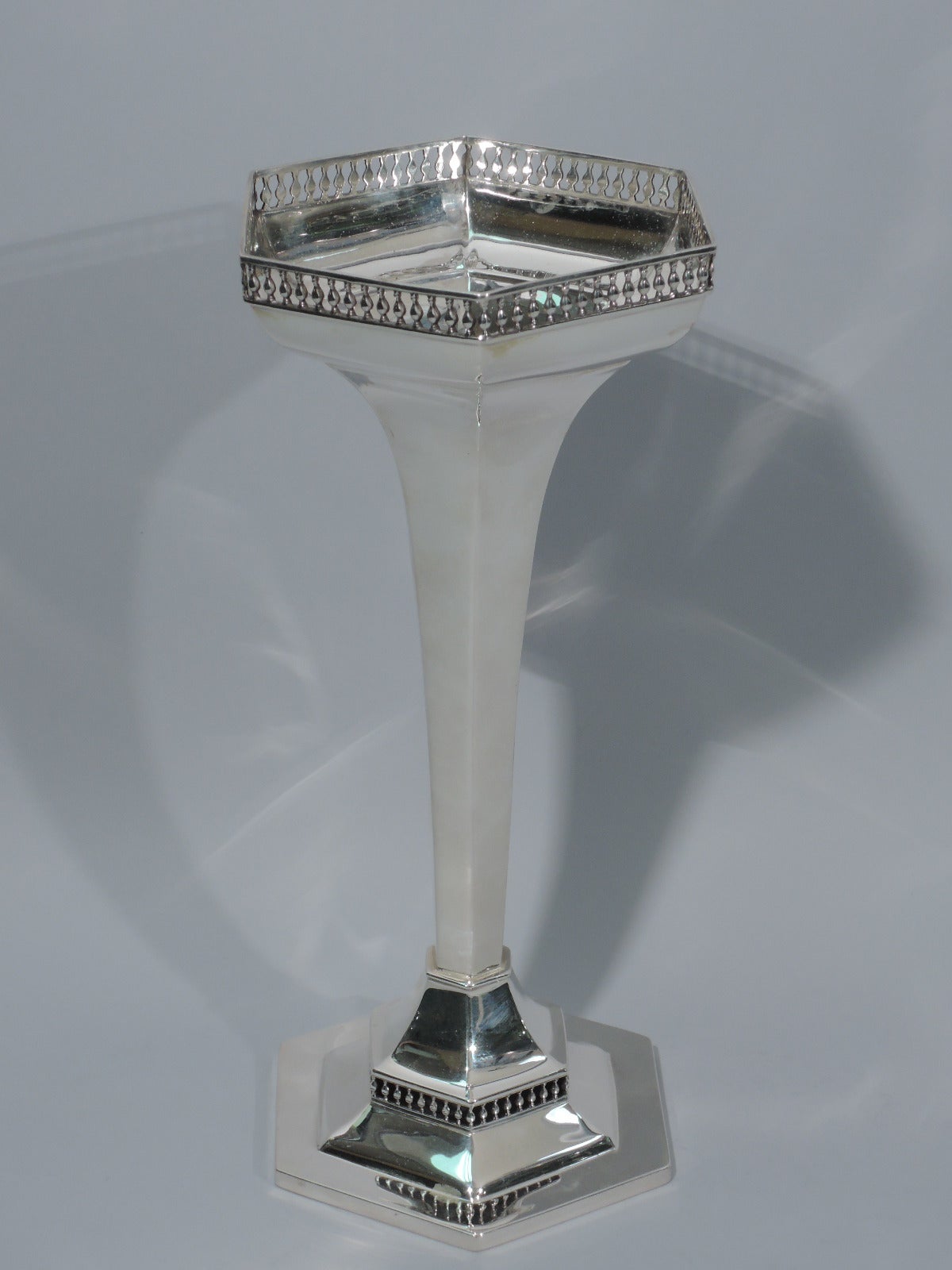Early 20th Century English Modern Design - Art Deco Sterling Silver Vase by Walker & Hall