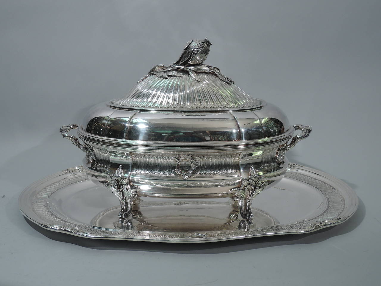 Christofle Covered Soup Tureen on Stand, French Silver In Excellent Condition In New York, NY