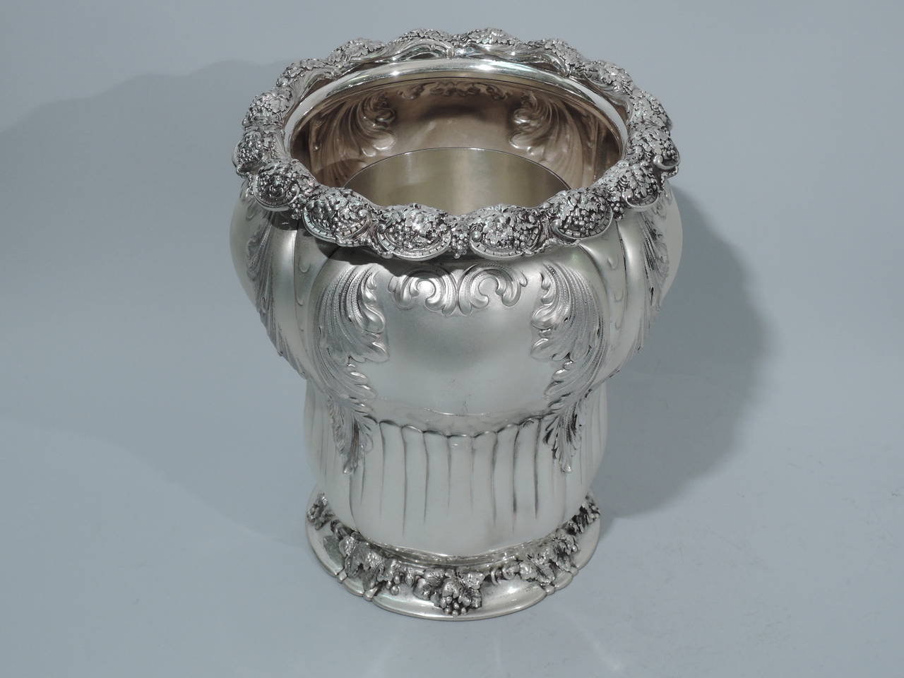 Gilded Age Silver Wine Cooler by Tiffany, circa 1886 In Excellent Condition In New York, NY
