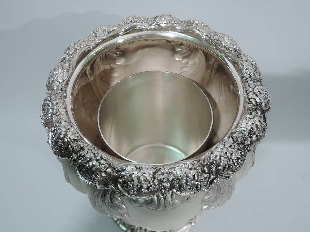 Gilded Age Silver Wine Cooler by Tiffany, circa 1886 5