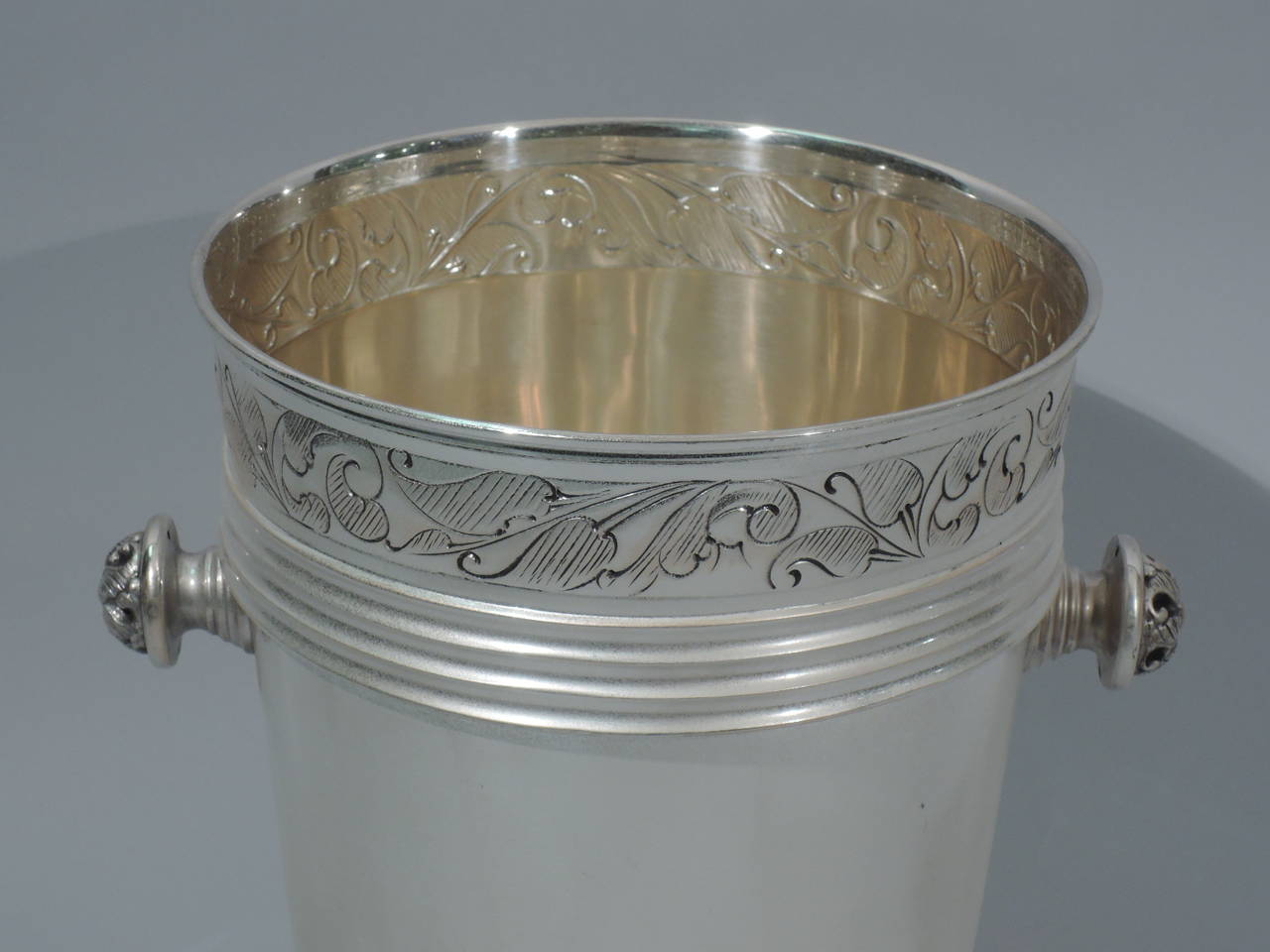 Italian Midcentury Modern Classical Silver Wine Bottle Cooler In Excellent Condition In New York, NY