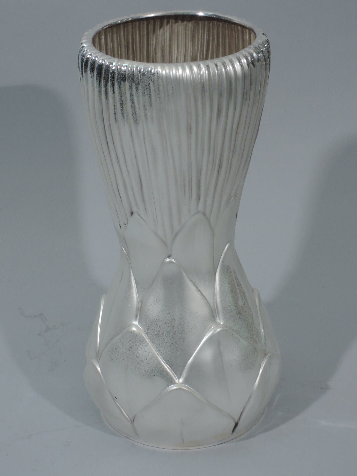 Contemporary Tiffany Sterling Silver Vase of Aesthetic Inspiration In Excellent Condition In New York, NY