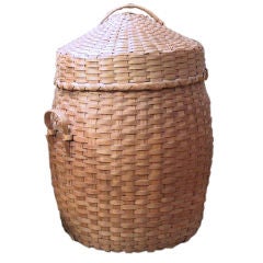 Antique New England Shaker lidded basket