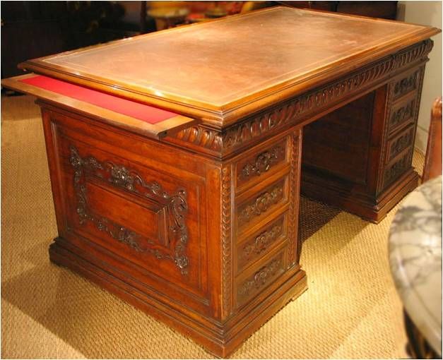 A c. 1880's English desk