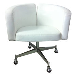 A 1974 Moorefield swivel chair.