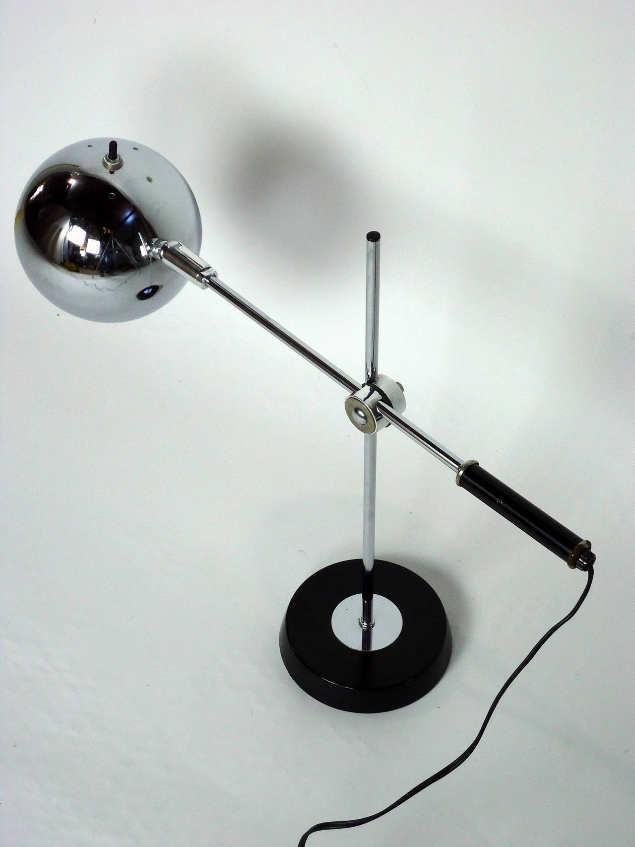 Mid-Century Modern Robert Sonneman Chrome Ball Adjustable Table Lamp, circa 1965