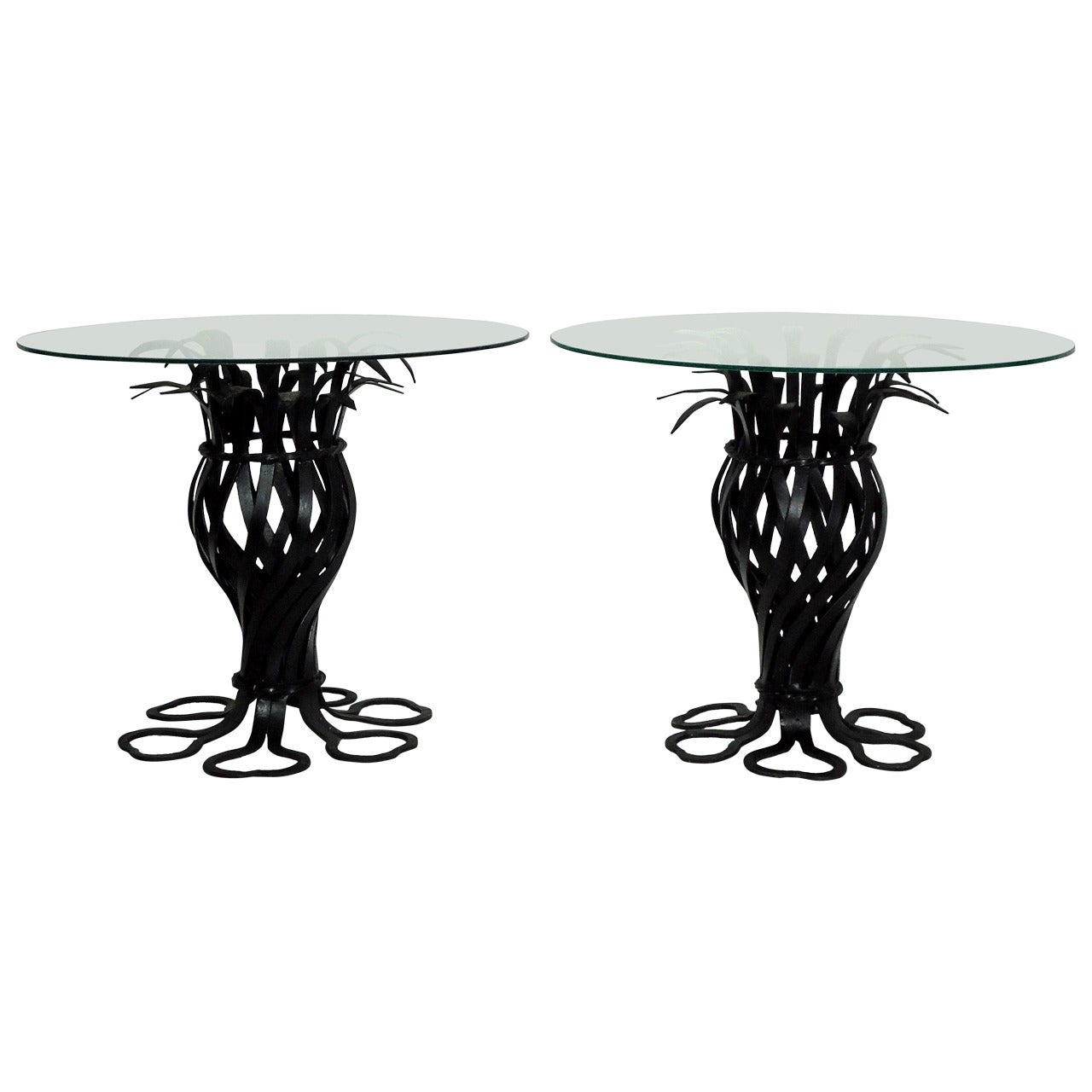 Salterini Style Pair of Woven Wrought Iron Pineapple End Tables, circa 1970 For Sale