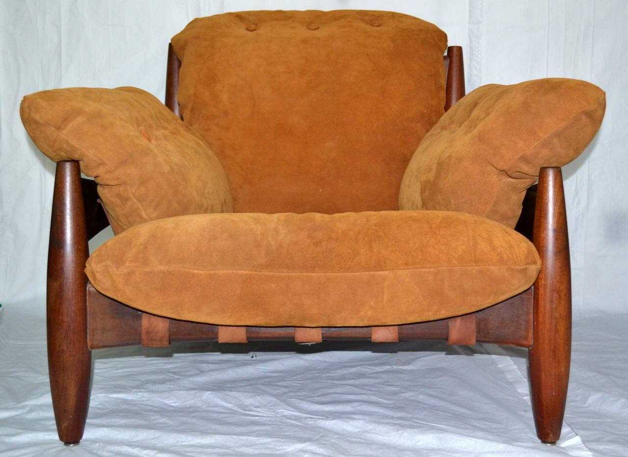 A solid rosewood Sheriff chair by Brazilian designer Sergio Rodrigues purchased in the 1960s.
Both the Brazilian Jacaranda frame and the original leather strapping have been re-oiled otherwise the chair frame is untouched.
The original split hide