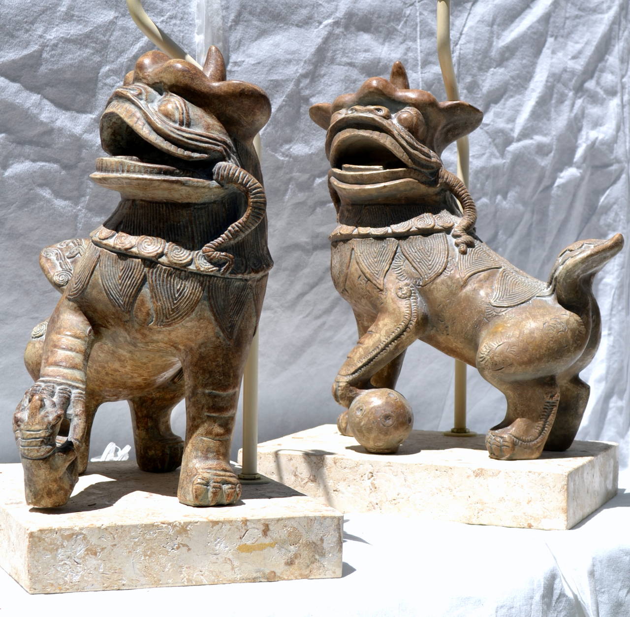 Mid-Century Modern Pair of Ceramic Foo Dog Lamps on Coral Stone Bases, circa 1960