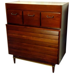 American Martinsville Walnut Dresser, circa 1955 6