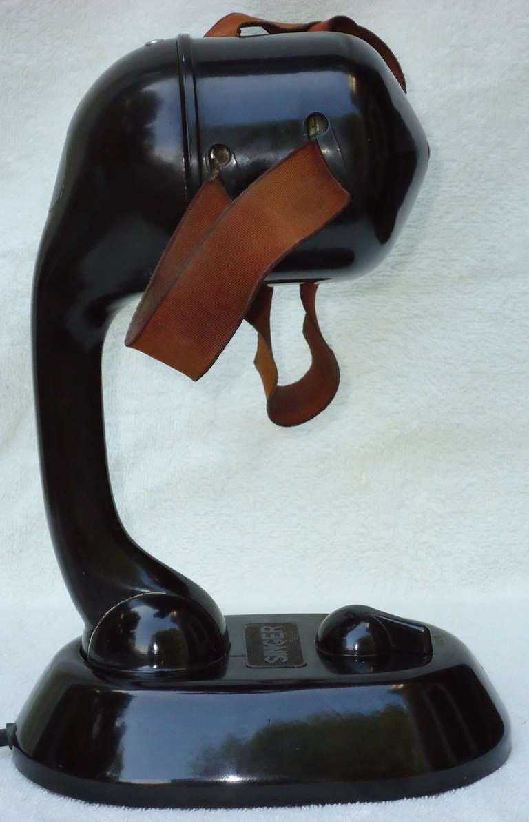 American Ribbonaire Bakelite Singer Adjustable Table Top Fan c. 1930