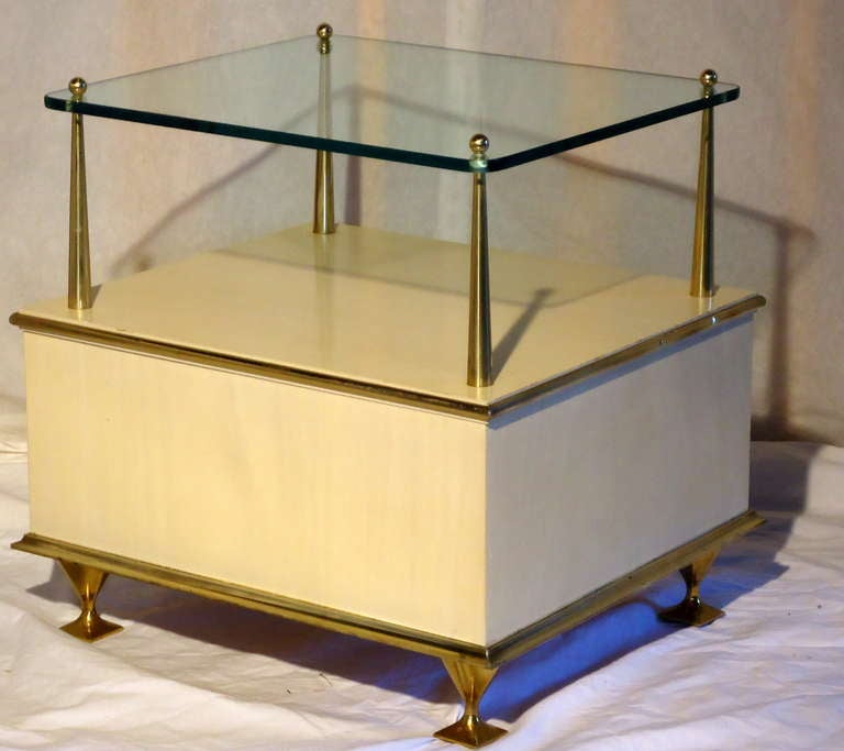 Mid-Century Modern Renzo Rutili Ivory and Brass Nightstand Johnson Furniture Co., circa 1950 For Sale