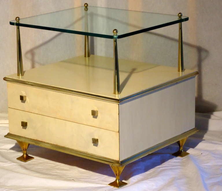 Renzo Rutili Ivory and Brass Nightstand Johnson Furniture Co., circa 1950 In Good Condition For Sale In Camden, ME